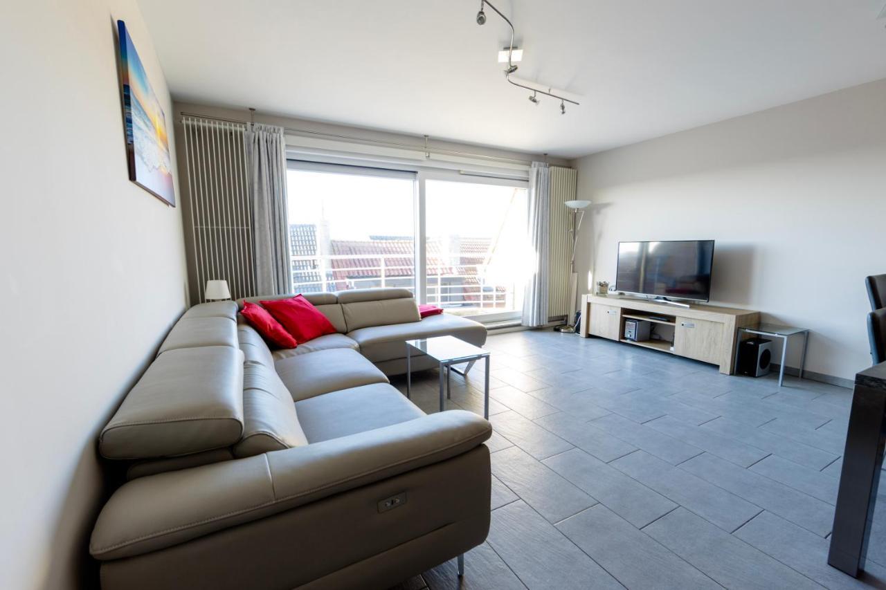Huize Oesjoe Apartment Bredene Bagian luar foto